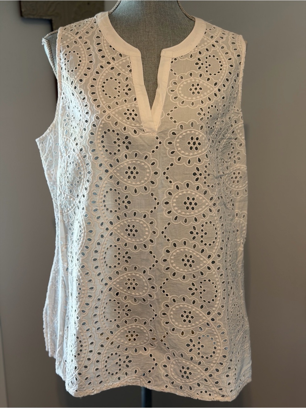 LAURA White Eyelet Cotton V-neck Tunic cottagecore feminine Balletcore size 14 - Picture 1 of 6